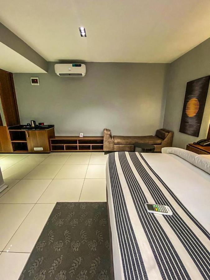 Gravity Hotels By Ace Overri Kültér fotó